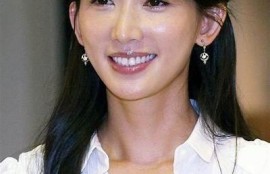 麻辣传媒：揭秘舅舅与外甥女之间不为人知的故事