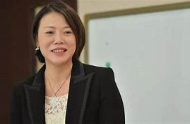 富二代F2麻豆传媒：探秘炫酷生活与娱乐圈的精彩瞬间