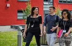 麻豆传媒健身教练分享训练秘籍与健康生活方式