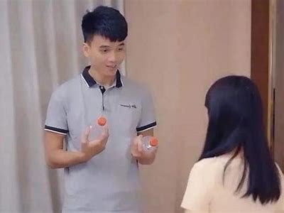 麻豆传媒：刺青美女的无与伦比魅力与艺术表达