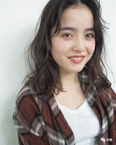 揭秘麻豆传媒最年轻女星身份及其成就