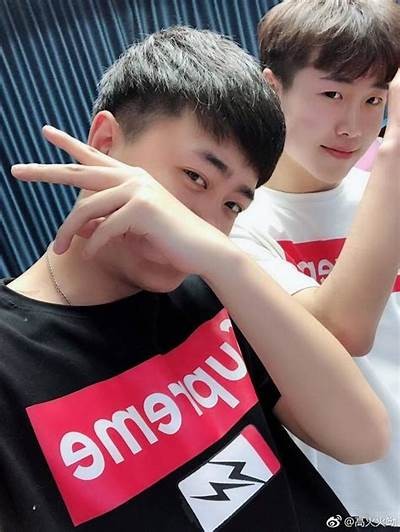 阴兵五兄弟抖音热播，引发网友热议与追捧的背后故事