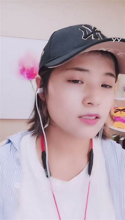 麻豆传媒许安妮新娘写真分享，甜美瞬间尽在其中