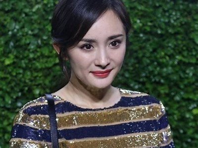 抖音上长得像杨幂的美女，火爆全网引发热议！