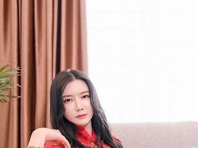 最新麻豆传媒欧美玲作品MP4下载，高清视频在线观看，抢先体验！