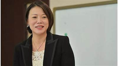 富二代F2麻豆传媒：探秘炫酷生活与娱乐圈的精彩瞬间