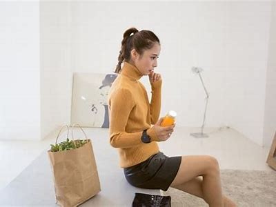 探索麻豆传媒：女刺青师的艺术与人生