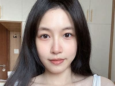 麻豆AV传媒体：畅享高清影视新体验，全网热门影片一网打尽